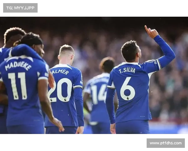 曼联参考马杜埃凯转会定价为加纳乔定5000万镑 曼联参考马杜埃凯转会定价为加纳乔定5000万镑