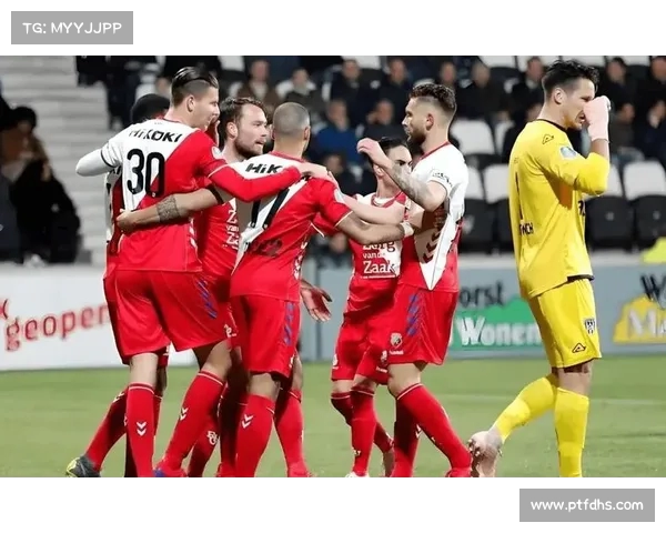 德甲经典回放:重温精彩时刻,回顾赛季最震撼对决 德甲经典回放:重温精彩时刻,回顾赛季最震撼对决